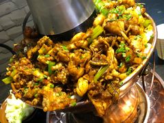 -巴四老城区炭火蛙锅(张江店)