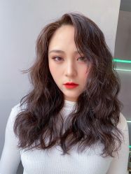 -银星女王公园发型艺术沙龙