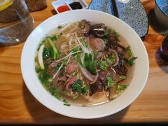 越南火车头汤河粉-越美小馆·越南料理(曲江店)