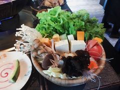-湊湊火锅·茶憩(新中关购物中心店)