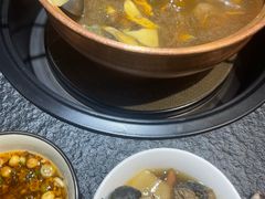 -一善菌·云南菌汤·云南菜(银泰城店)