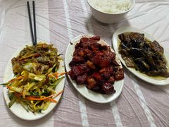 -尹记餐馆(花园店)