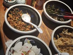 -湘人龙记老长沙米粉(鸟巢店)