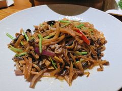 -娜仁图雅蒙古美食村(33小镇店)