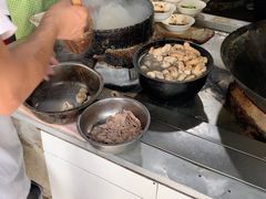 -甘记肥肠粉(马鞍北路店)