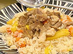 碎肉抓饭-巴扎美食·新疆菜·西域歌舞表演餐厅(新疆大厦店)