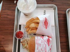 -FATBURGER 特富客汉堡(外交公寓店)
