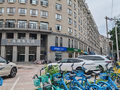 -布瑞琳洗衣(万泉新新家园店)