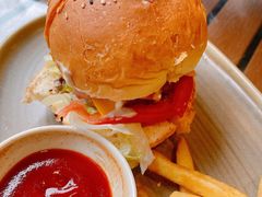 祖母至尊汉堡-G+KITCHEN(龙湖狮山天街店)