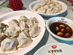 海三鲜-百饺园酒楼(平山道店)