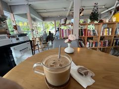-花房咖啡 FLOWER YIN COFFEE