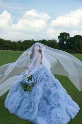 -喜爱高定婚纱摄影