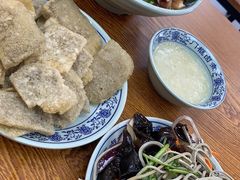 卤煮火烧-门框胡同百年卤煮(新街口店)