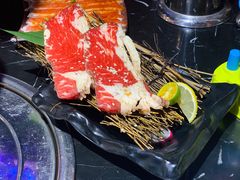boss黑牛超级大腹肌-鹤江桥·红油牛肉粉(SKP店)