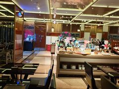-大中华希尔顿酒店-念自助餐·嗨啤·小龙虾