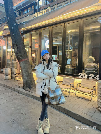 又来德福巷吃我zui爱的韩式烤肉啦 他家环境真的没的