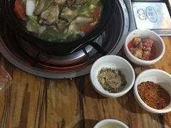 -阿婆情腊排骨火锅(金虹路店)