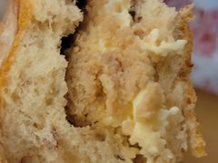 三角芝士包-Juicy Bakery(大学路店)