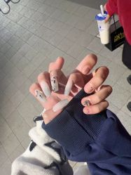 -UGIRL有个美甲