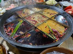 -正南齊北重庆老火锅(光华村直营店)