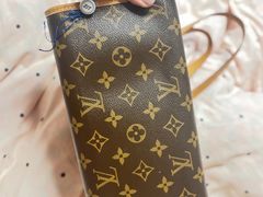 -小飞侠奢侈品回收 寄卖 养护(宝山宝龙广场店)