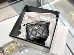 -CHANEL(恒隆广场店)