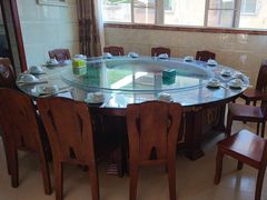 -宾朋海鲜饭庄(兴海路店)