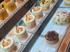 -罗森尼娜(德思勤店)