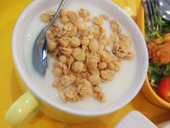 -嗨皮儿·现蒸面皮(抄纸巷店)
