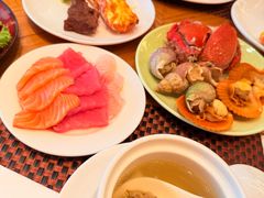 -华邑酒店·鲜艳全日自助餐厅