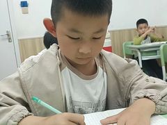 -赵汝飞练字硬笔书法(万宝财富商业广场店)