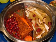 -马路边边麻辣烫联盟路店