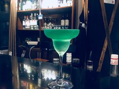 -Mx.cocktail bar