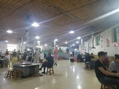 大堂-夏家大锅台炖鱼馆