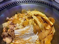 -山河屯铁锅炖·非遗铁锅炖(华强北店)
