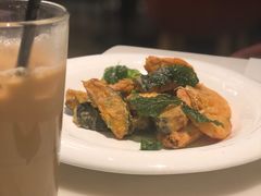 -港丽餐厅(高德置地店)