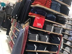 -优衣库(上海金桥国际商业广场店)