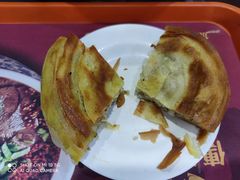 肉饼-牛一嘴·兰州牛肉面·大盘鸡(财富中心店)