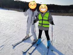 -十三陵雪世界滑雪场