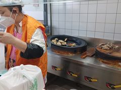 -黄阿姨锅贴大王(万航渡路店)