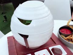-The ROOF (通盈中心店)