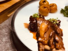 爆炒腰花-闫府私房菜·百年鲁菜(恒隆店)