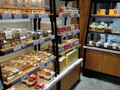 面包甜点陈列柜-欧文西点(港隆广场店)
