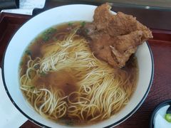 -百年老字号·观振兴蟹黄面·三虾面·苏式面(观前街富仁坊巷店)