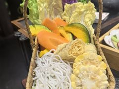 -菌自由丨野生菌火锅特色庭院餐厅(丽江古城店)