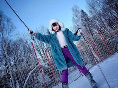 -亚布力新体委滑雪场