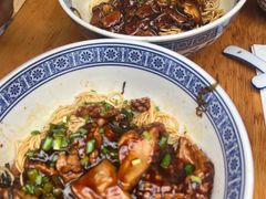 -沪西老弄堂面馆(定西路店)