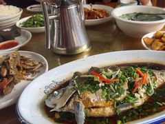 -芦茨金富饭庄·25年老字号·专做稻草鸡