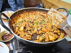 -亲昵春川鸡排(韩国美食街店)