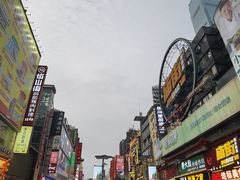 -黄兴南路步行商业街